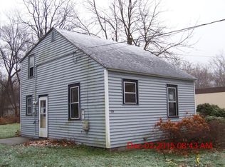 3613 Calhoun St, Gary, IN 46408
