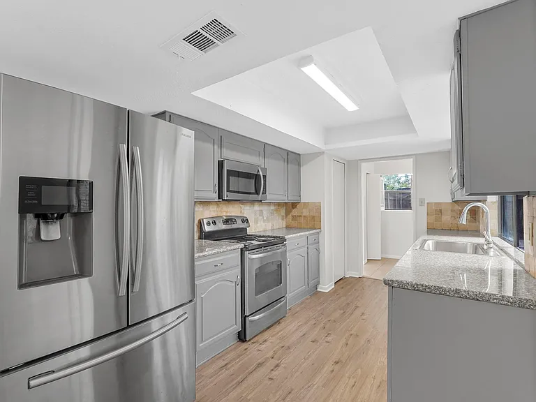 848 Shenandoah Dr — Photo 38