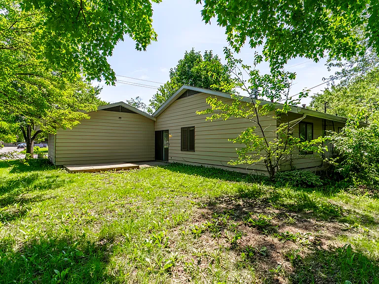 3305 Hobson Rd — Photo 22