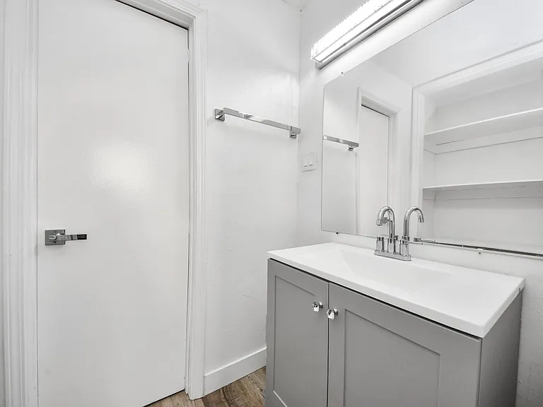 11627 Bowlan Ln — Photo 17