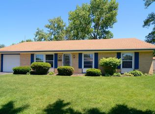 862 Dartmouth Ct, Hanover Park, IL