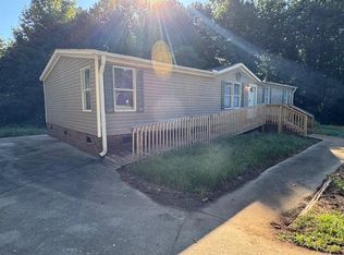 23 Silver Stirrup Ct, Travelers Rest, SC 29690