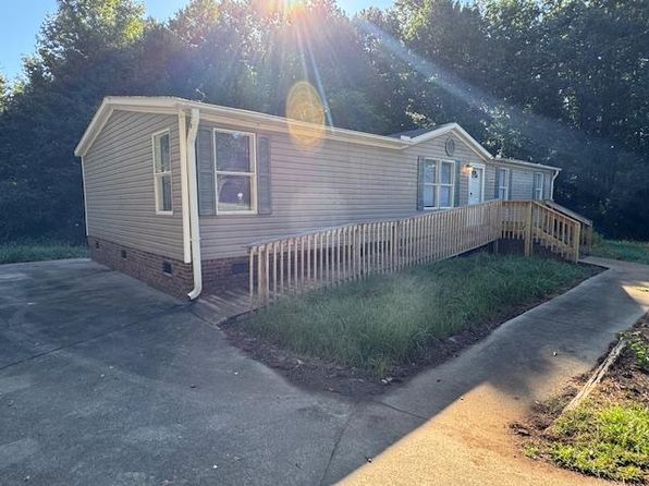 23 Silver Stirrup Ct