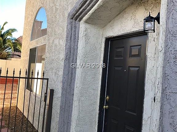 4th image of 3921 Sir Payne Ct