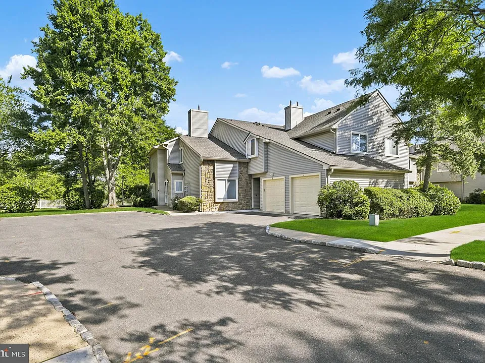 37 Teal Ct