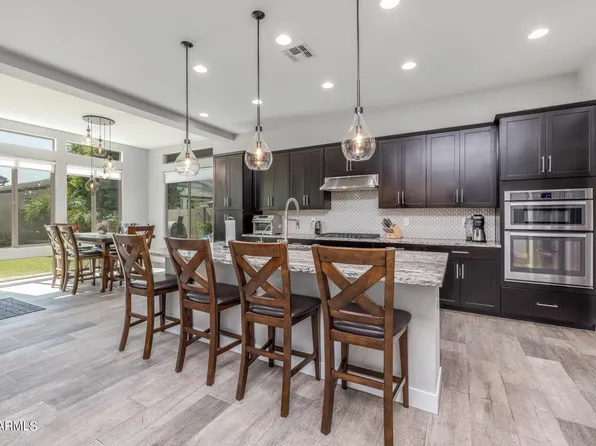 2955 E APPALOOSA Road, Gilbert, AZ 85296