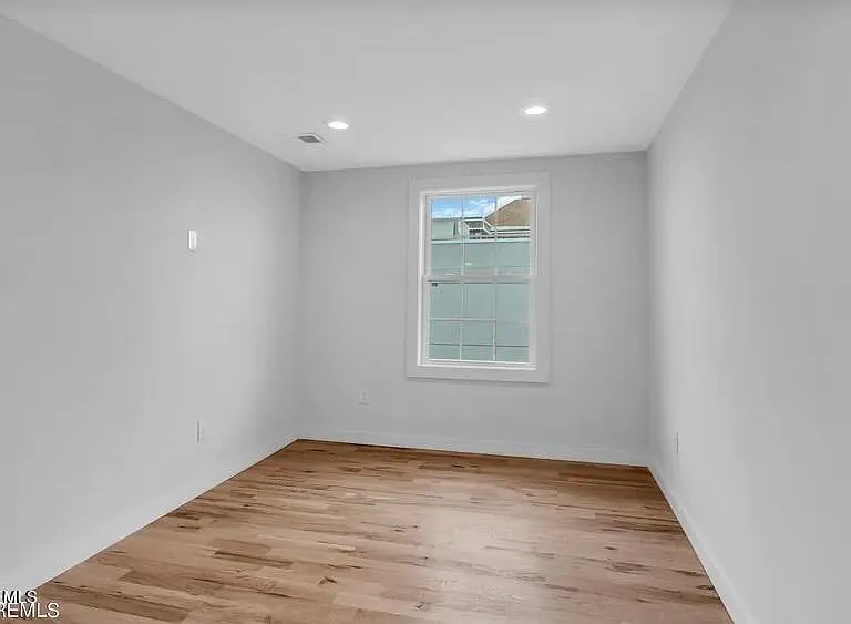 515 Arnold Ave #1 — Photo 5