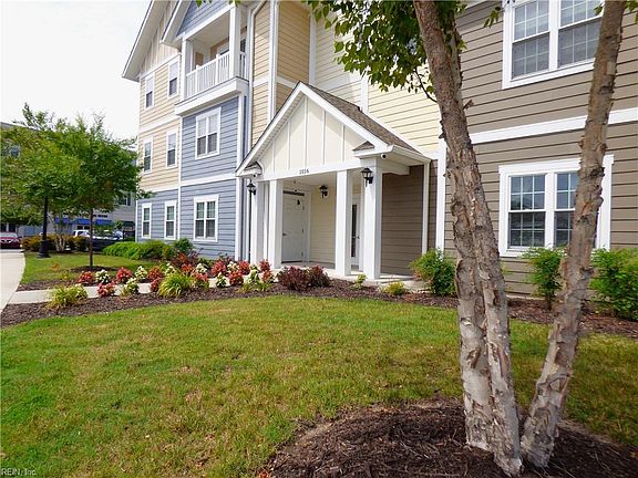 2nd image of 1016 Thoroughgood Way APT 205