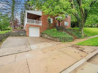 135 Poplar Dr, Pittsburgh, PA