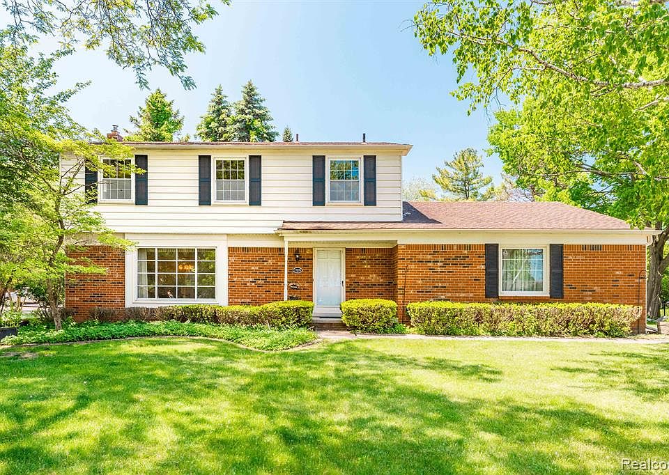 17676 Parke Ln, Grosse Ile, MI 48138 Zillow