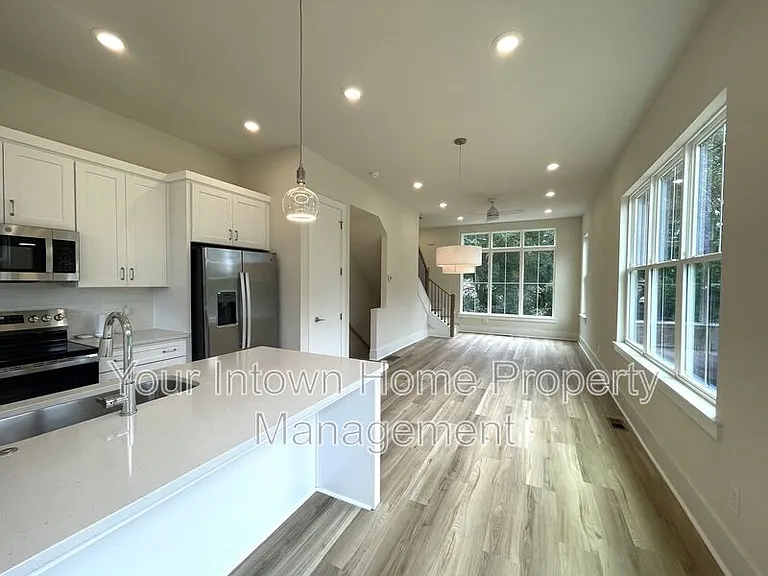 1135 Knight Walk NW — Photo 8