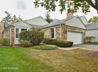 12 Ct Of Hidden Wells, Northbrook, IL 60062