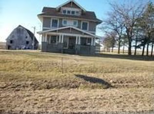 1597 Nighthawk Rd, Hiawatha, KS 66434