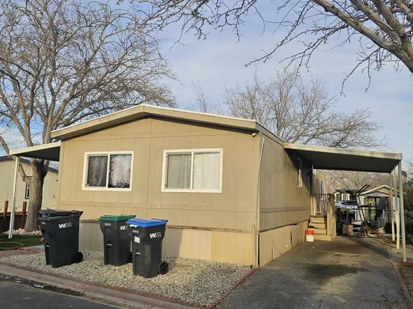 3524 E Avenue R Space 64, Palmdale, CA 93550