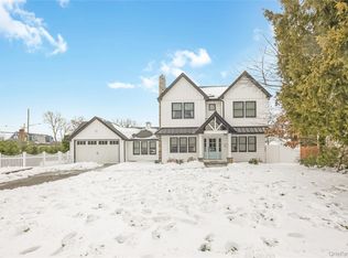 48 McKinley Street, Massapequa Park, NY 11762