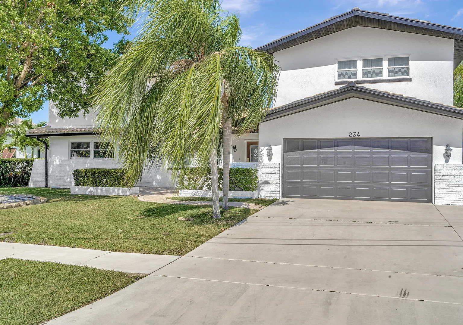 Clearwater Beach! Waterfront Modern Villa 4BD/2openLoft/4BT Pool /Boat — Photo 2