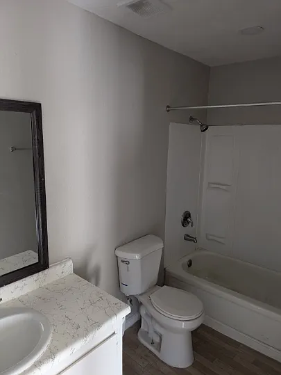 Charleston - 4810-02 — Photo 2