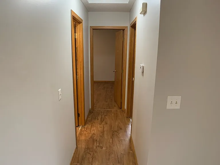 9453 Hallmark Ave S — Photo 10
