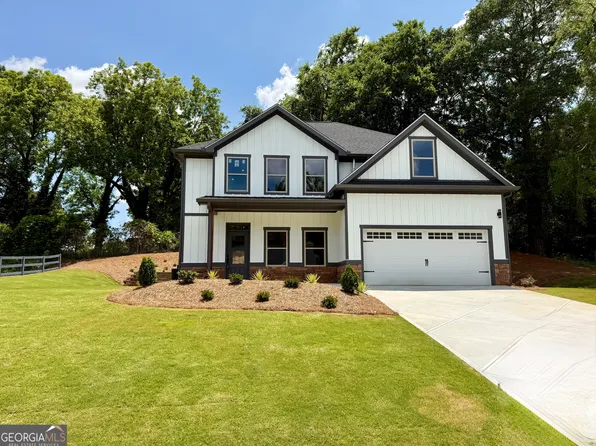 162 Ashford Ln, Commerce, GA 30529