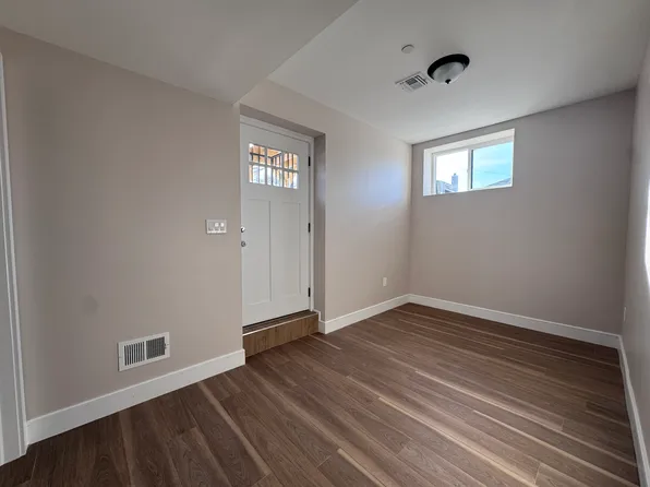 397 Philip Ave #1, Staten Island, NY 10312