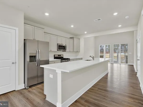 2137 Winterberry Ln, Cambridge, MD 21613