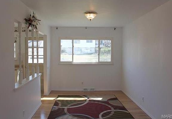 5th image of 3400 Glen Bay Dr