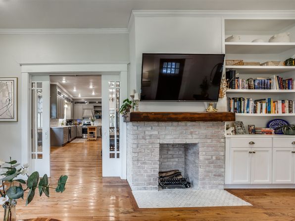 Additional property image - 206 S Edgefield Ave, Dallas, TX 75208