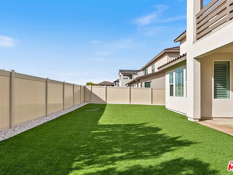 18130 Radiance Ln — Photo 37