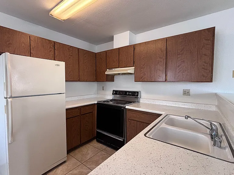 2686 Aarondavid Dr — Photo 23