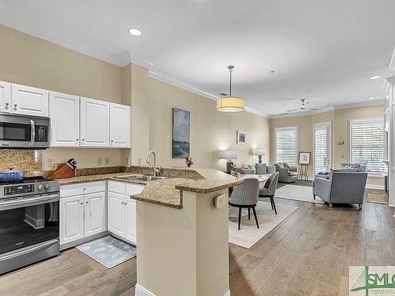4th image of 337 W Charlton Street