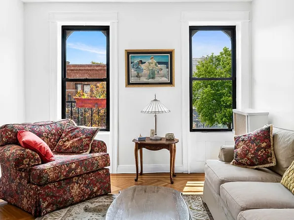 320 8th Ave APT 4A, Brooklyn, NY 11215