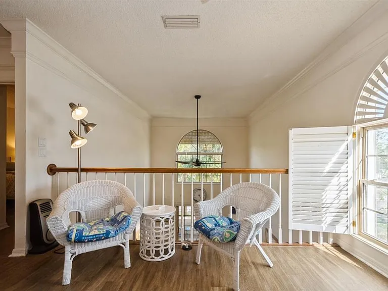 1195 Coquille St #309 — Photo 14