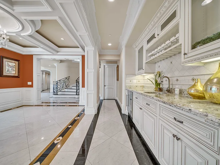 137 W Winnie Way — Photo 17
