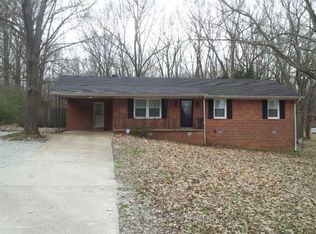 1914 Harts Bridge Rd, Jackson, TN 38301