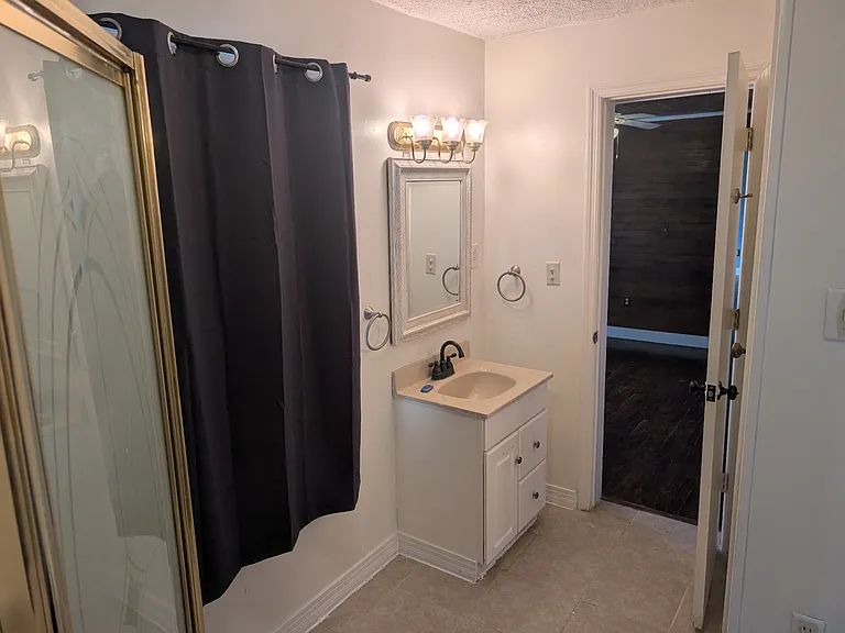3601 Marguerite St — Photo 16
