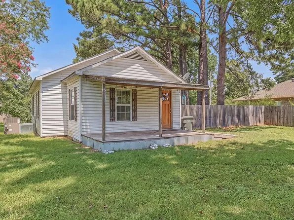 202 S Lynch St, Brookland, AR 72417