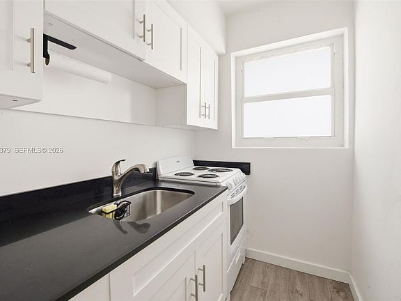 4th image of 101 NW 74th St Unit 3