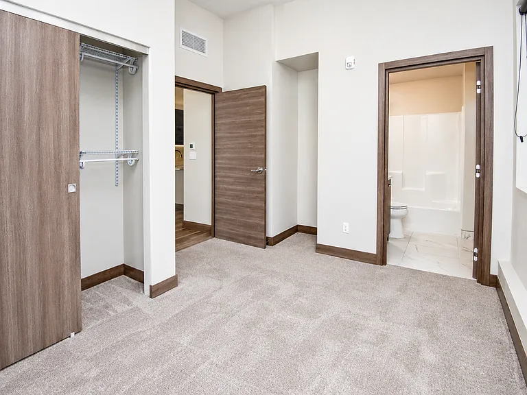 Chambers Lofts — Photo 10
