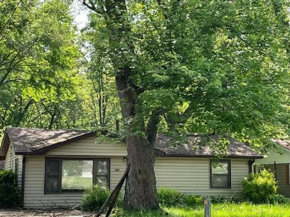 1909 Roberts St, Wilmington, IL 60481