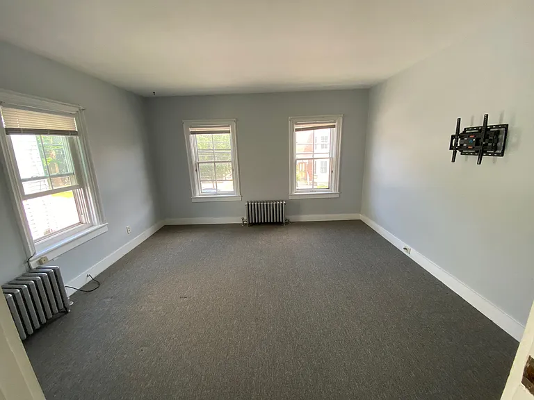 157 Pine St #3 — Photo 5