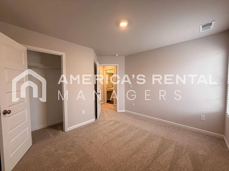 139 Driftwood Ln — Photo 32