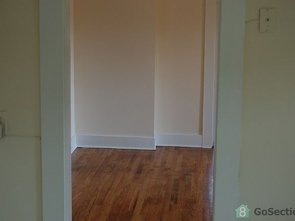 5th image of 2214 Lincoln St