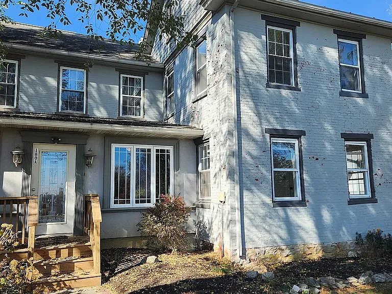 180 Green Acre Rd — Photo 1