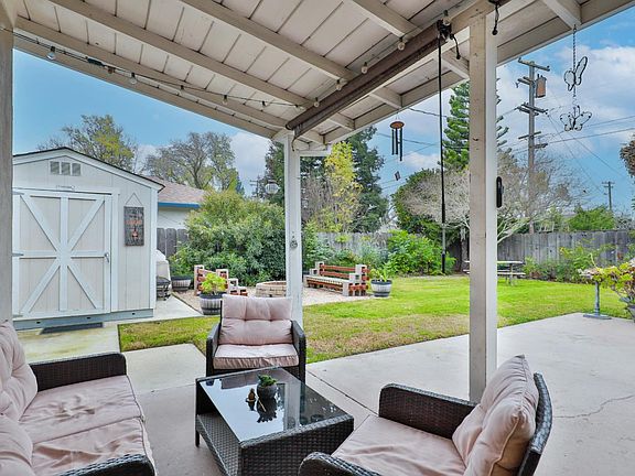 4th image of 1609 Augusta Ct