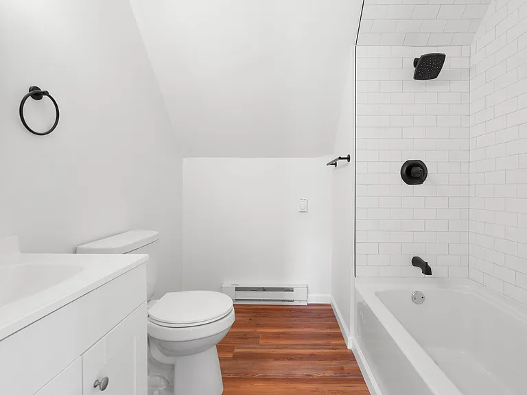66 Richards Pl #2B — Photo 6