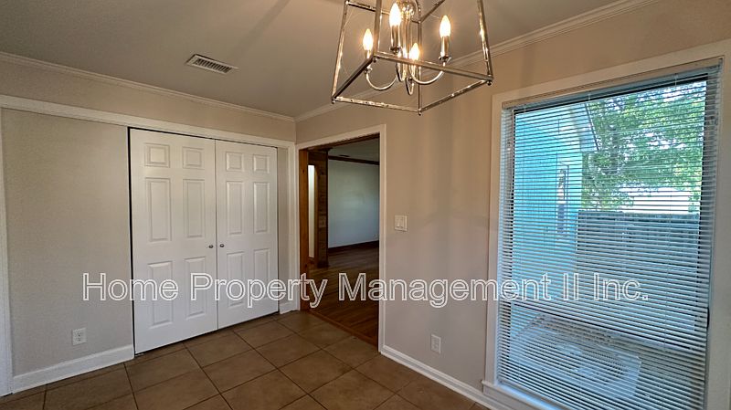 1st image of 1215 Wellington St