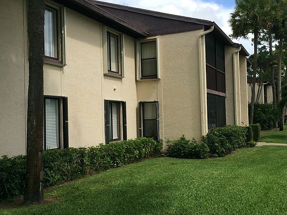 3rd image of 706 Sunny Pine Way APT A1