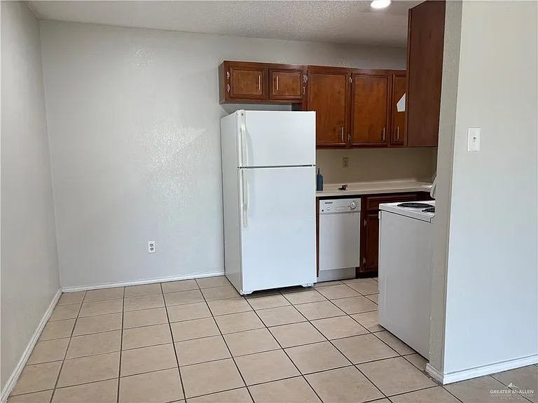 1500 Evergreen Ave #62 — Photo 5