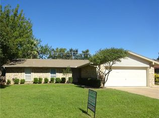 1524 Springbrook Dr, Mesquite, TX 75149