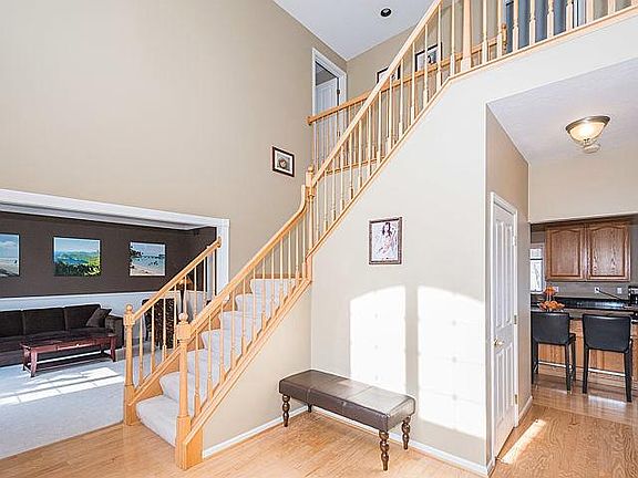 4th image of 48040 Ashwood Dr